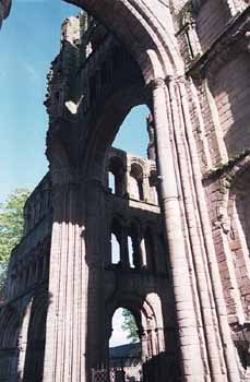 The tall arches at Kelso are sagging