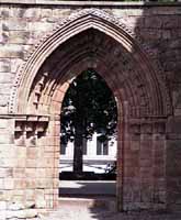 An ornate entrance way through the Abbey wall