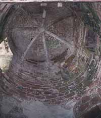 The stone round roof