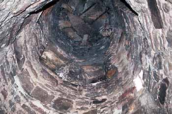 The stone roof supports