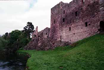 The back of Hailes, on the riverbank