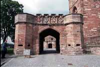 The gateway to Linlithgow